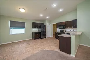 2020 Horse Creek Ln, Haines City, FL 33844 - Photo 12