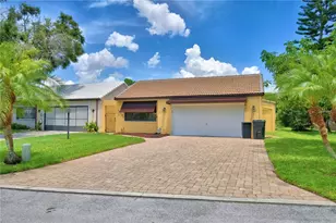 263 Mariposa, Winter Haven, FL 33884 - Photo 2