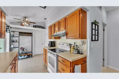 3025 Silverado Terrace, Winter Haven, FL 33884 - Photo 12