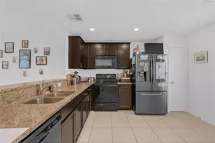 365 Gardenia Ct, Poinciana, FL 34759 - Photo 4