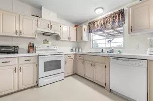 107 Fawn Ct, Davenport, FL 33837 - Photo 16