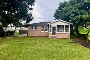 888 23rd St NW, Winter Haven, FL 33881 - Photo 1