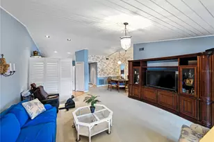 9201 Village Dr, Lake Wales, FL 33898 - Photo 16