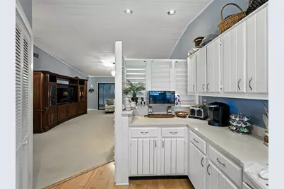 9201 Village Drive #I-21, Lake Wales, FL 33898 - Photo 10