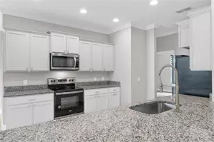 917 Shawna Shores, Haines City, FL 33844 - Photo 14