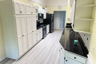 6059 Condor Dr, Lakeland, FL 33809 - Photo 12