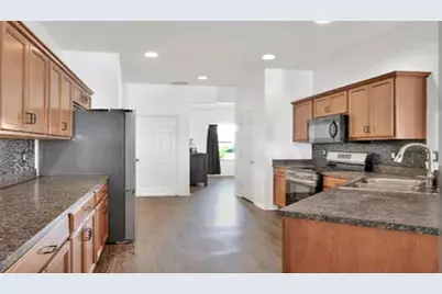 1561 Shorewood Drive, Auburndale, FL 33823 - Photo 2