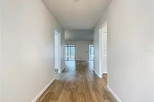 560 St Andrews Rd, Winter Haven, FL 33884 - Photo 2