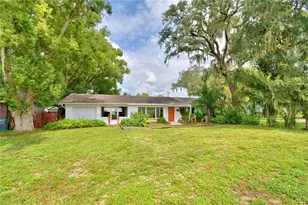 1380 Lucerne Loop Rd NE, Winter Haven, FL 33881 - Photo 4