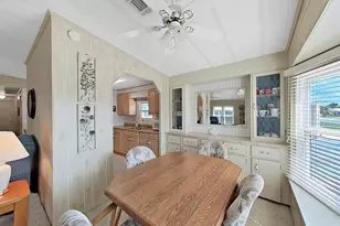 4909 Foxwood Lake Dr, Lakeland, FL 33810 - Photo 12