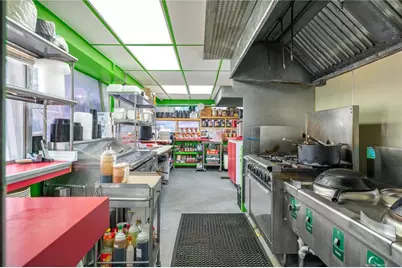 114 W Central Avenue, Lake Wales, FL 33853 - Photo 10