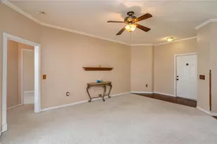 8526 Cherry Hill Dr, Lakeland, FL 33810 - Photo 4