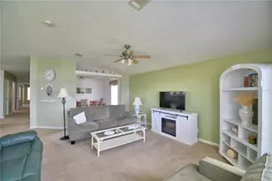 492 Lakeside Ranch Cir, Winter Haven, FL 33881 - Photo 4