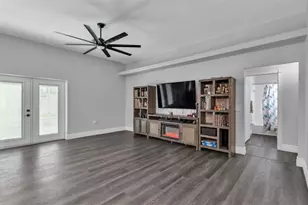 7870 Ashford Dr, Lakeland, FL 33810 - Photo 10