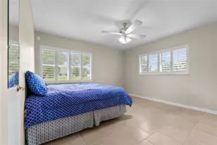 308 Manatee Dr, Ruskin, FL 33570 - Photo 12