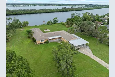 308 Manatee Drive, Ruskin, FL 33570 - Photo 2