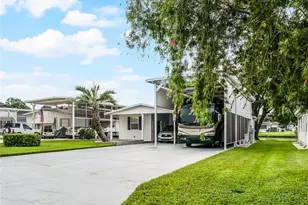 5001 Mount Olive Shores Dr, Polk City, FL 33868 - Photo 4