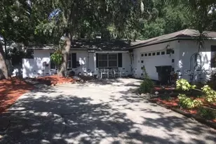 1111 Bristolwood St, Brandon, FL 33510 - Photo 1