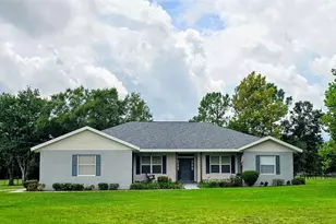 10 Appletree Ln, Winter Haven, FL 33884 - Photo 1