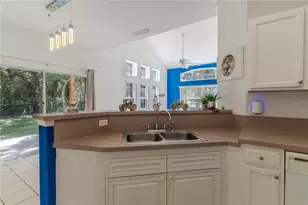 1001 Park Ridge Cir, Kissimmee, FL 34746 - Photo 10