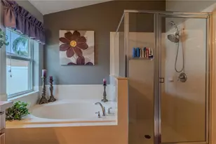 2161 Queenstown Dr, Kissimmee, FL 34746 - Photo 16