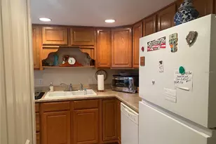 333 Lake Howard Dr NW, Winter Haven, FL 33880 - Photo 4