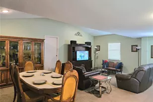 2031 Poe St, Lakeland, FL 33801 - Photo 14