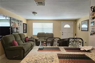 2031 Poe St, Lakeland, FL 33801 - Photo 8