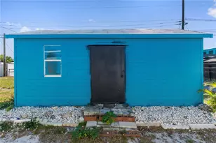 319 Thomas Ave, Frostproof, FL 33843 - Photo 30