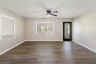 319 Thomas Ave, Frostproof, FL 33843 - Photo 8