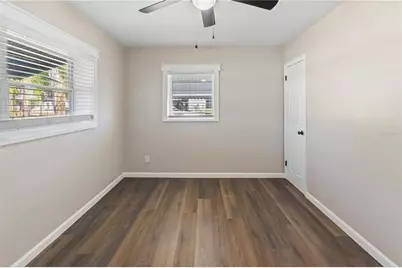 319 Thomas Avenue, Frostproof, FL 33843 - Photo 14