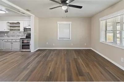 319 Thomas Avenue, Frostproof, FL 33843 - Photo 10