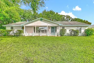 433 Canal Dr, Lake Wales, FL 33859 - Photo 2