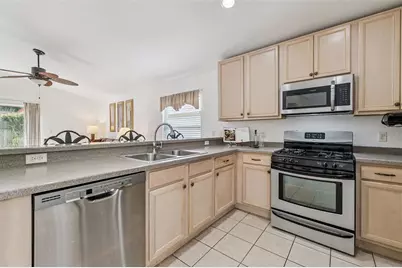 400 Lake Suzanne Drive, Lake Wales, FL 33859 - Photo 8