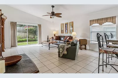 400 Lake Suzanne Drive, Lake Wales, FL 33859 - Photo 4