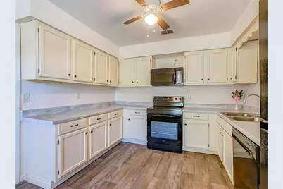 1061 Hiawatha Avenue, Lake Wales, FL 33853 - Photo 10