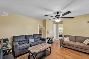 809 W Canal St, Mulberry, FL 33860 - Photo 2