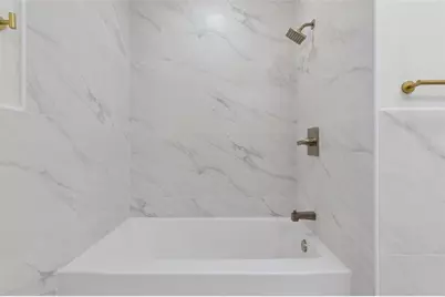 605 Florida Avenue, Dundee, FL 33838 - Photo 14