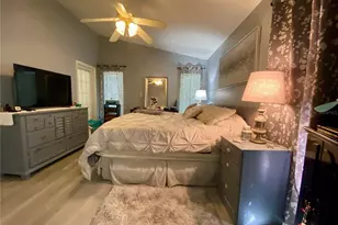 246 Chalet Estates St, Lake Wales, FL 33859 - Photo 12