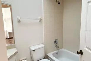 13 Enclave Dr, Winter Haven, FL 33884 - Photo 16