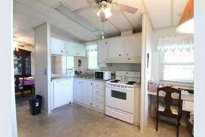 145 Jana Circle, Auburndale, FL 33823 - Photo 8