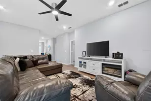 1026 Montgomery Ln, Polk City, FL 33868 - Photo 10