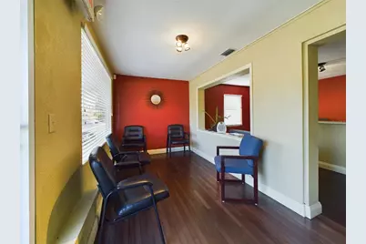 318 S 1st Street, Lake Wales, FL 33853 - Photo 4