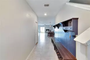 12730 Lemon Pepper Dr, Riverview, FL 33578 - Photo 4