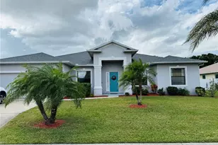 321 Majestic Gardens Dr, Winter Haven, FL 33880 - Photo 1