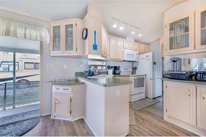 228 Big Pine Avenue S, Frostproof, FL 33843 - Photo 10