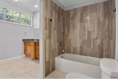 9602 N 46th Street, Tampa, FL 33617 - Photo 20