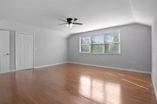 9602 N 46th St, Tampa, FL 33617 - Photo 18