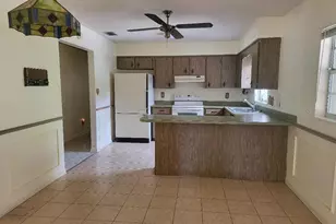 1210 Lynn Ave, Auburndale, FL 33823 - Photo 4