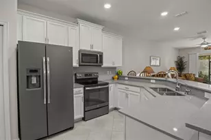 2853 Attwater Loop, Winter Haven, FL 33884 - Photo 2